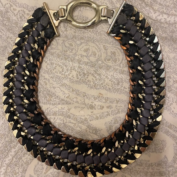 STELLA & DOT Tempest Bib Statement Necklace - Picture 3 of 9